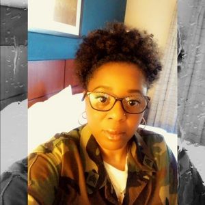 Meet your Posher, Sonya